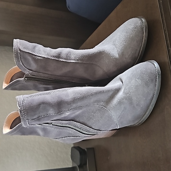 Seychelles grey bootie - Picture 2 of 4